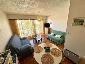 Image of Cozy Studio with Balcony, 300m from Beach - Sleeps 3