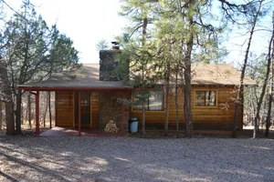 Image of Whispering Pines - Cabin *9 (2 Bedroom)
