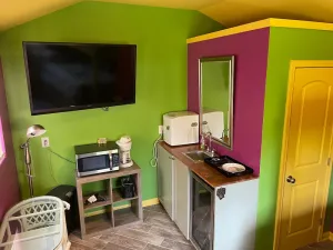 Image of Studio in Uptown New Orleans
