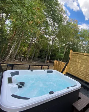 Image of Cocoon Room - jacuzzi