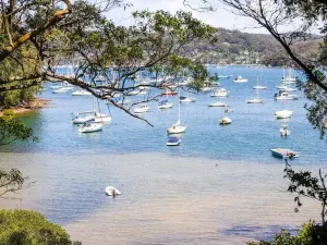 Image of Sydney Northern Beaches Waterfront Pittwater Avalon Beach - Clareville