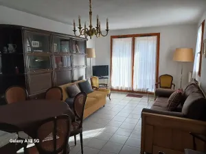 Image of Résidence Le Bergentrum - Spacieux 3 Pièces personnes proche du funiculaire et du centre de Bourg MAE-5981