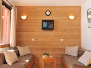 Image of Renovated ski-in\/ski-out studio with balcony for 4 people