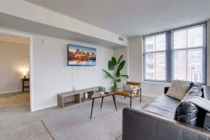 Image of Beautiful 1 Bedroom Apartment at Pentagon City