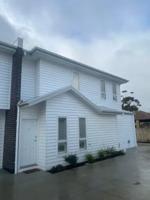 Image of Beautiful 2 Story White Weatherboard townhouse