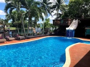 Image of Las Palmas Miami - Gorgeous Waterfront Home, Heated Pool, Tiki, Billiards