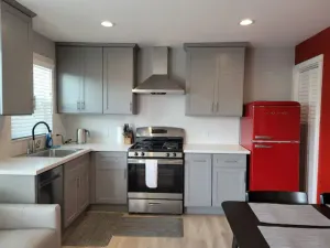 Image of Luxury Modern Vacation Home 2 bd\/ 2 bath Near SF