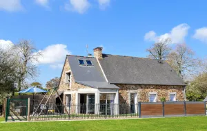 Image of 3 Bedroom Amazing Home In La Hague