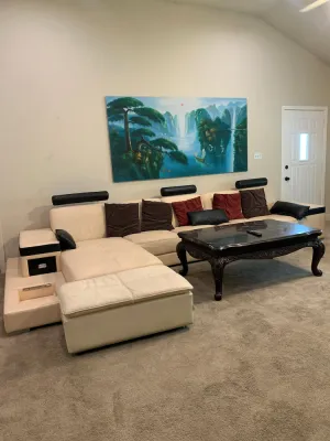 Image of 4 bedrooms 2 bathroom with 10  guests city center double kitchen