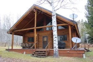 Image of 2\/2 Cabin with Loft Nestled next to National Forest