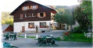 Image of Spacious Good-Value Accommodation! Near Place du Rochasson! Pets are Allowed!