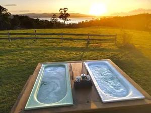 Image of Farm Stay & Iconic Water Views - 32 Zachary Drive