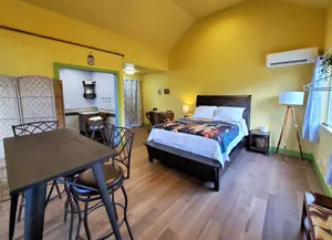 Image of Sunshine Studio - Private apt and yard (eco, solar)