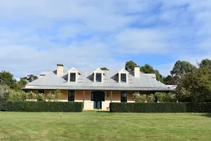 Image of CLAYFIELD HOMESTEAD - rustic country accommodation