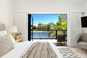 Image of Quay Largo: Riverside Haven