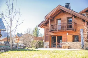 Image of Le Chalet des Tartalys - 750 m des pistes de Serre Chevalier Chantemerle