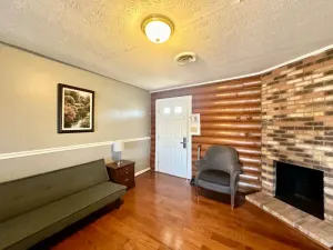 Image of Cottage 2 Lees Ford Marina