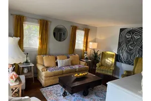 Image of Cheerful & Peaceful Home near VSU, Downtown, Moody