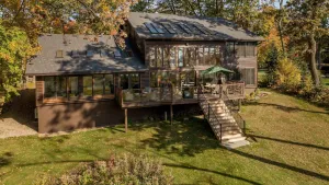 Image of Amazing Sunroom- Large Yard, Kayaks, Games, Water Toys, Dock & More!