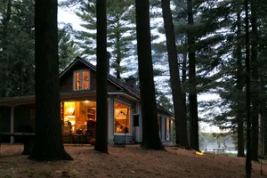 Image of Cozy cottage in the heart of Waupaca's Chain O Lakes