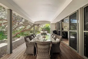 Image of Bunker Bayhouse—Your Resort Escape by the Beach