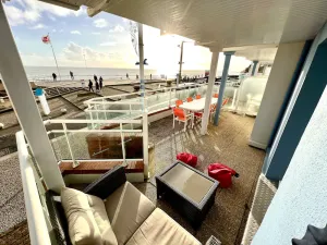 Image of T3 facing the sea in St Marc sur Mer, near La Baule 6 pers. •2 bdrms