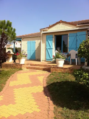 Image of charming villa facing the breathtaking sea view
