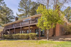 Image of Newly Renovated, Modern, Luxurious - 7 beds