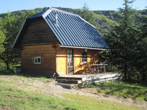 Image of chalet at the top of Languedoc