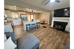 Image of MidWay. Mountain Views. Spacious. Fun.