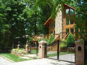 Image of The Lakeview House - access to pier\/dock, fire pit and lake access