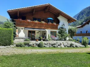 Image of HOLIDAY APARTMENT-SARAH Family-friendly apartment with 2 separate bedrooms