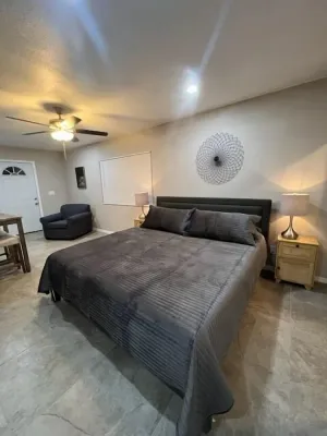 Image of Executive Suite #2 with Parking