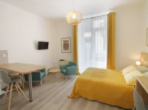 Image of Design & cozy 3*** studio in the city center!