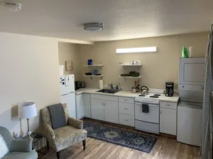 Image of Cozy pet friendly apartment close to downtown Bozeman