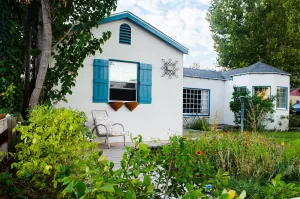 Image of Walk to Main St! 20 min drive to Whitney Portal. High speed internet