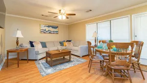Image of Bright & Cosy Carriage Hill Home For 4 Guests