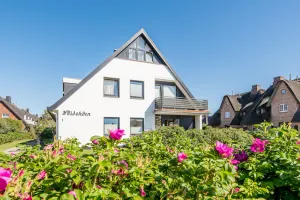 Image of Beachfront 4-room apartment on approx.