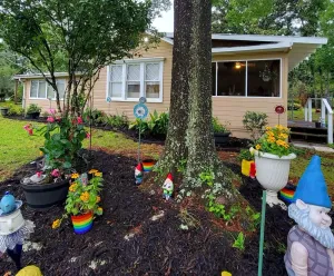 Image of Magnolia Gnomes and Gardens, Large Fenced yard and Pets Stay Free!!