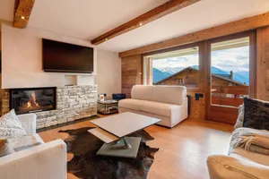 Image of Beautiful 3-room apartment completely renovated, bright with views of the village and the mountains.