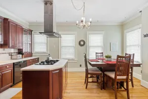 Image of Stately Park Ave. Century Home - Sleeps 6!