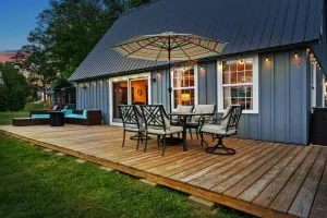 Image of April Special, Lake Great Pond, Dog Friendly