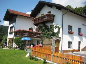 Image of Double room with shower and WC 5 - Gästehaus Sonnenheim