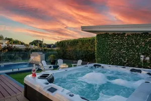 Image of Luxury Beach House - Heated Private Pool & Heated Spa - Fire Pitt - Walk to Beach & Golf
