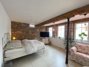 Image of Gemütlicher Moderner Altbau im Herzen Edenkobens