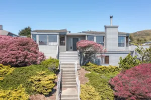 Image of Beautiful South Harbor Home with Great Ocean Views  Point View House