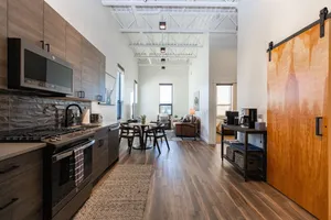 Image of Westlake Retreat:Midtown BZN