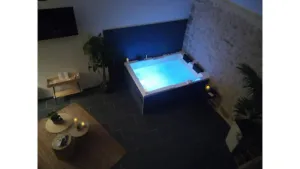 Image of House with private Jacuzzi, cocooning, zen.