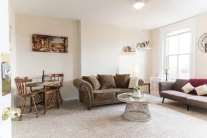 Image of Lovely 1-bedroom apartment in Downton Arts District 5 mins from VCU