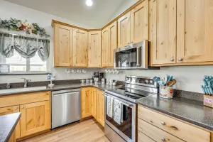 Image of 1 Mi to Main St & Riverwalk: Home in Canon City